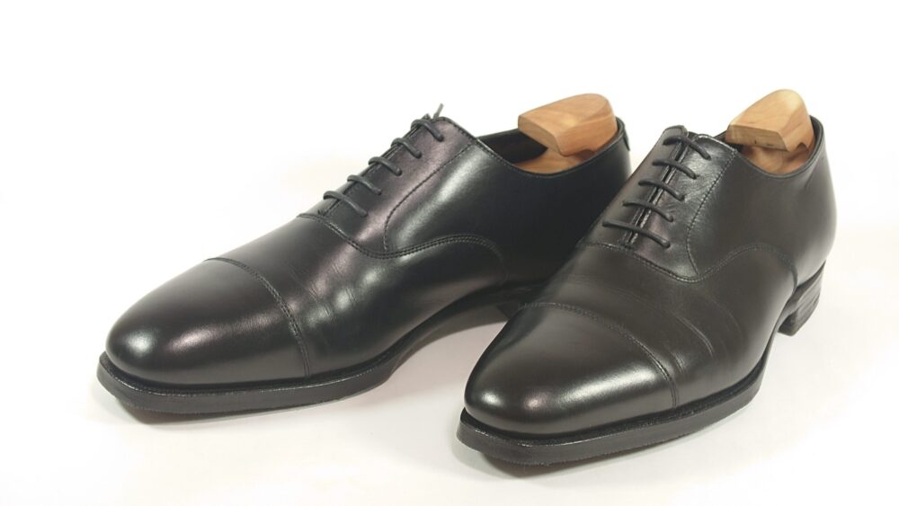 ストレートチップシューズ