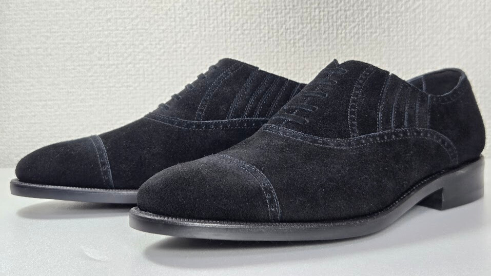 スエードレイジーマン、全体像