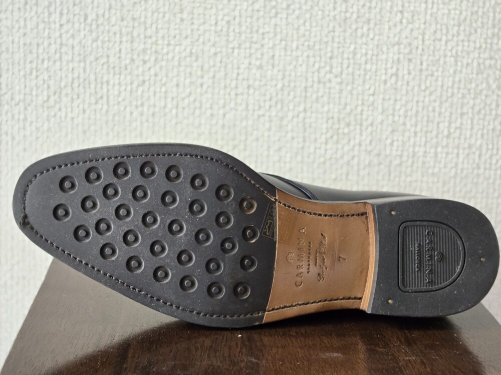 カルミーナ80238に使われたYorkソールの裏面