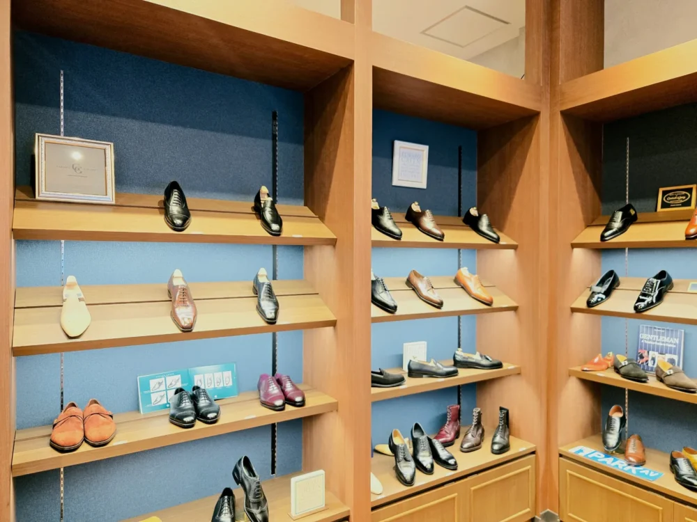 Trading Post SALON淀屋橋の店内
